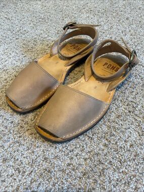 Pons Avarca Classic Strap Sandal Tan Size 8 minimalist leather made in Spain
